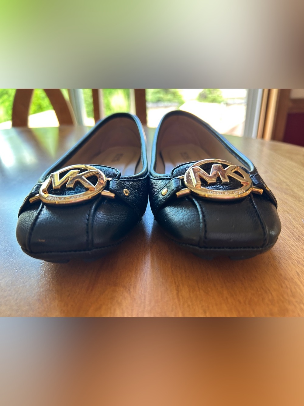 Michael Kors Women's Black MK Logo Leather Fulton Flats. Gold Logo Size 6 1/2 - Picture 4 of 5